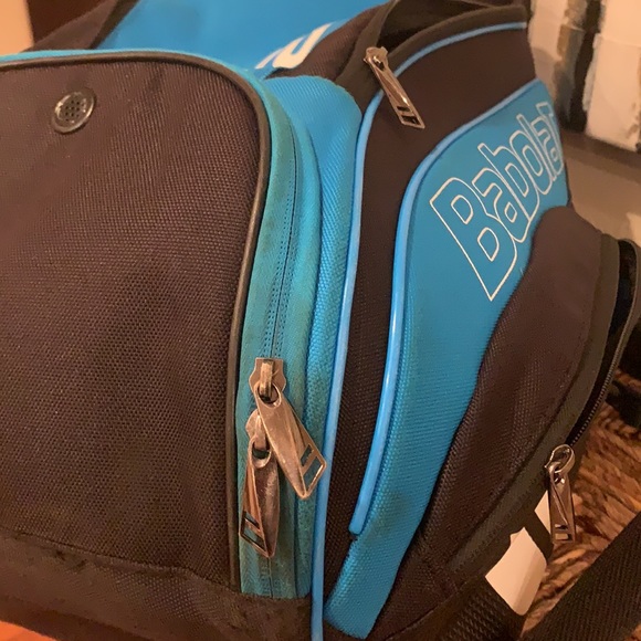 Excellent used condition Babolat Pure Aero tennis backpack for kids/juniors. - Picture 3 of 4